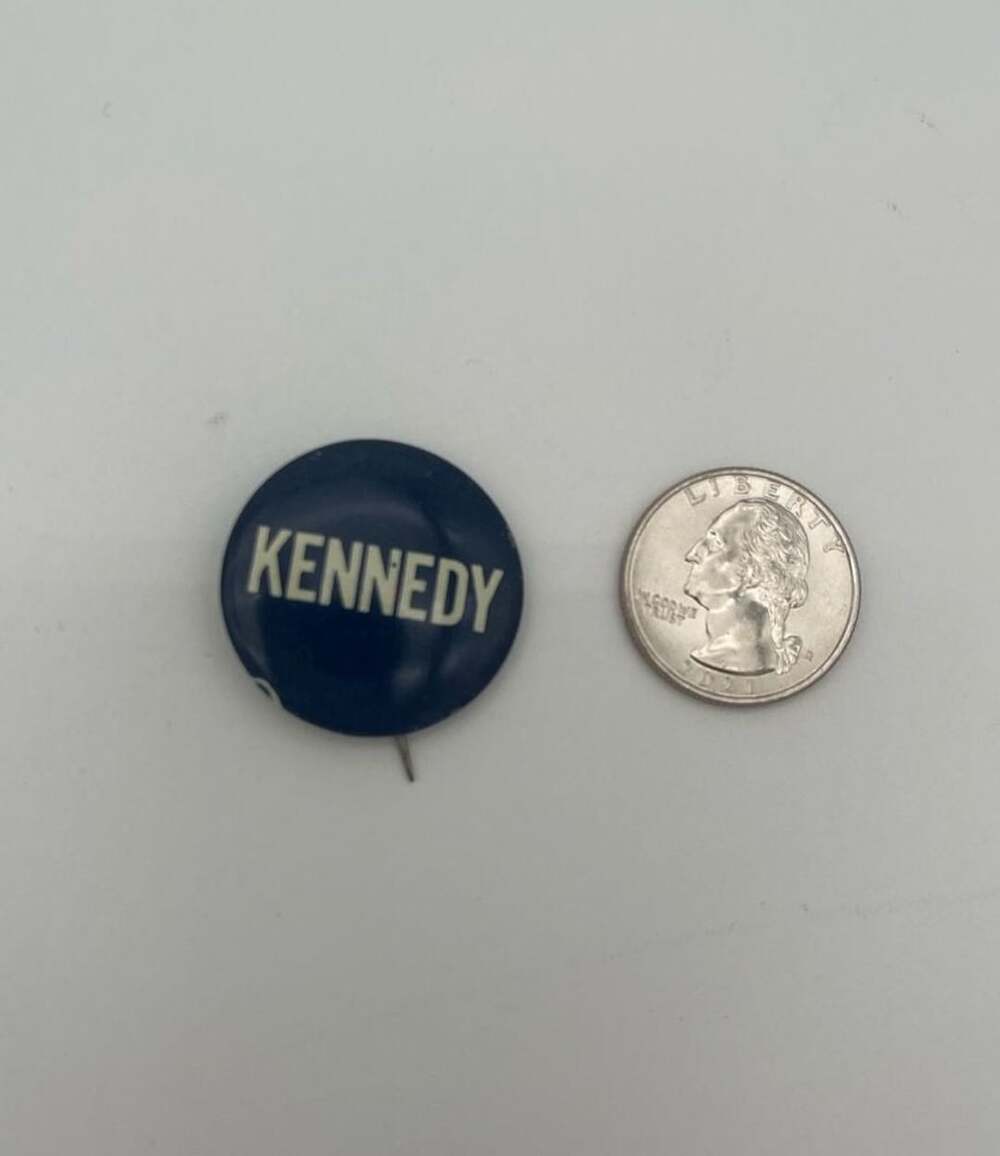 Vintage Robert F. Kennedy RFK 1968 Presidential Campaign Political Pin  Button